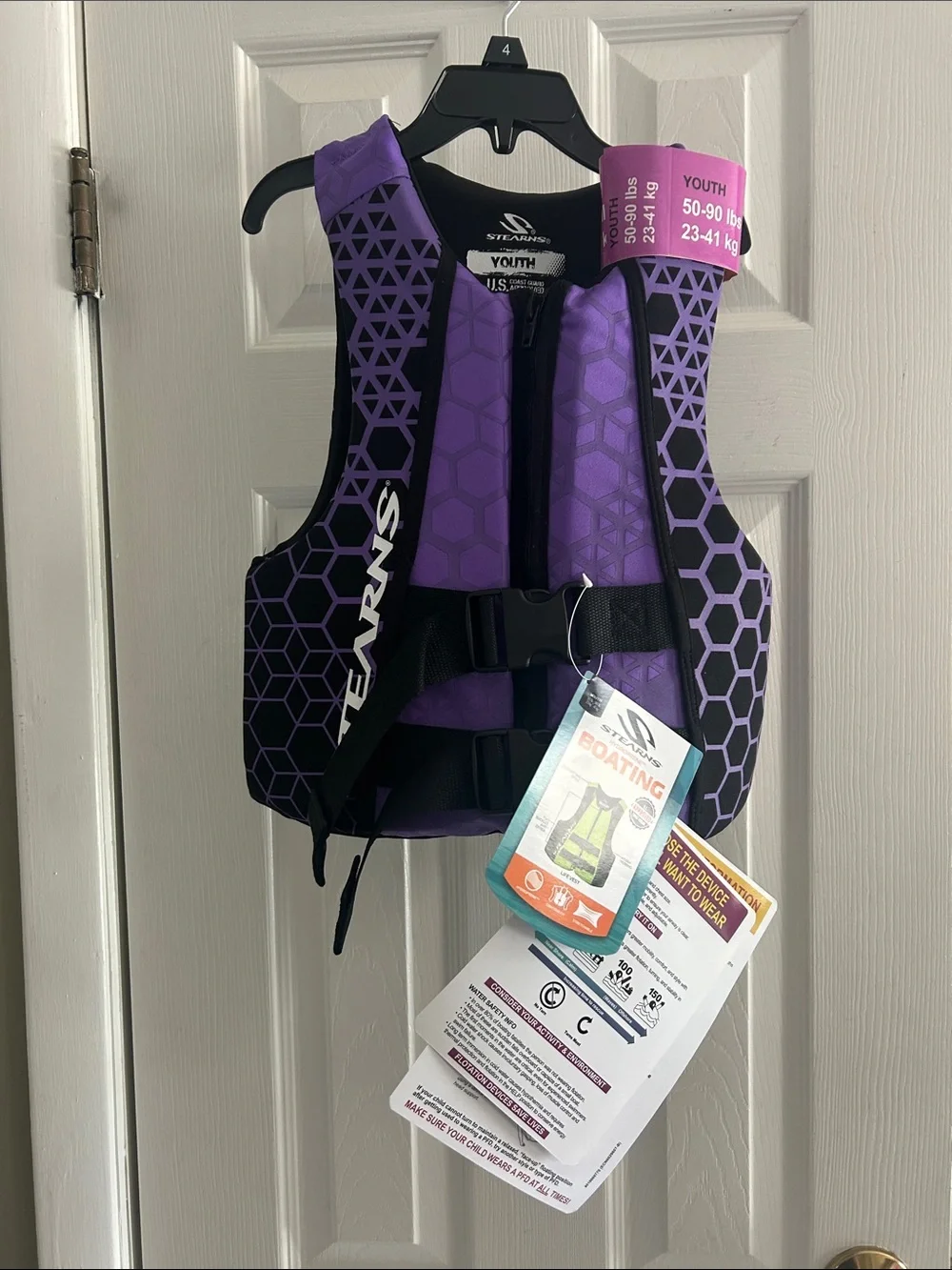 STEARNS YOUTH LIFE JACKET PURPLE HEX PATTERN SIZE YOUTH 50-90LBS NWT